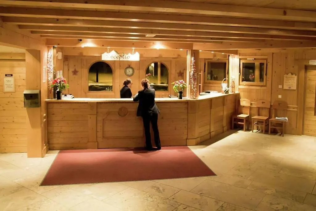 Residences De Luxe Les Alpages Val Cenis - 4 Pers Lanslebourg-Mont-Cenis 0*,  France