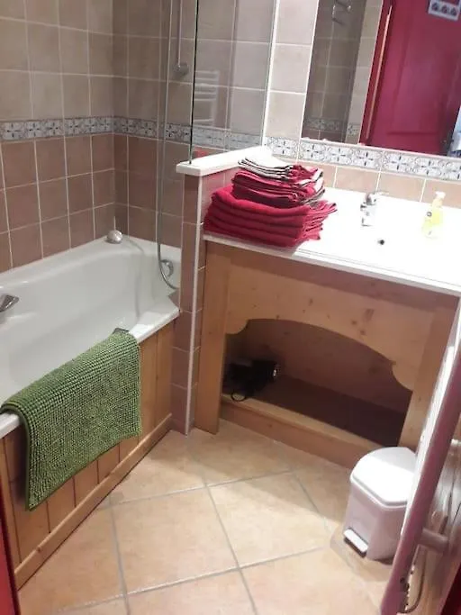Residences De Luxe Les Alpages Val Cenis - 4 Pers Lanslebourg-Mont-Cenis 0*,